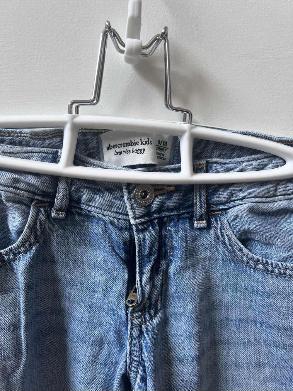 abercrombie kids light blue low rise baggy jeans